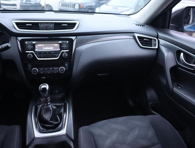 Nissan X-Trail  2.0 dCi Connect