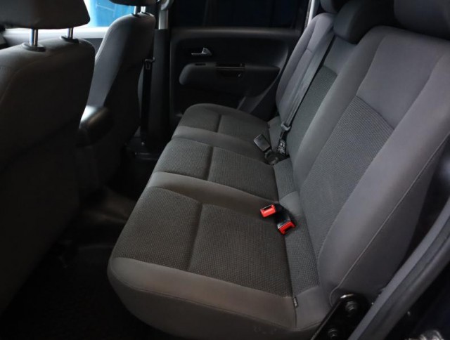 Volkswagen Amarok  2.0 BiTDI 