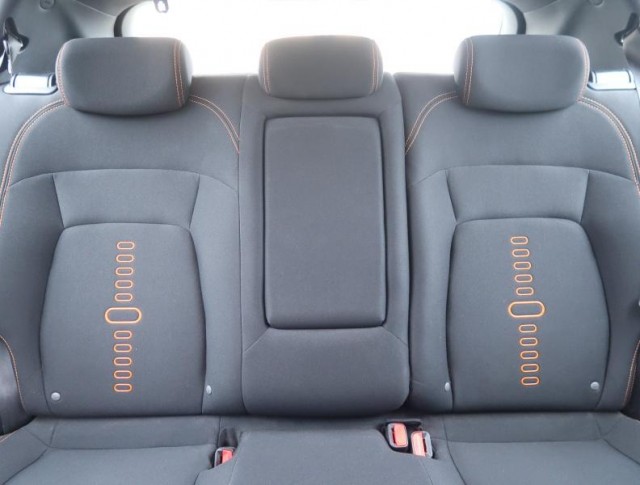 Kia Sportage  1.7 CRDi 