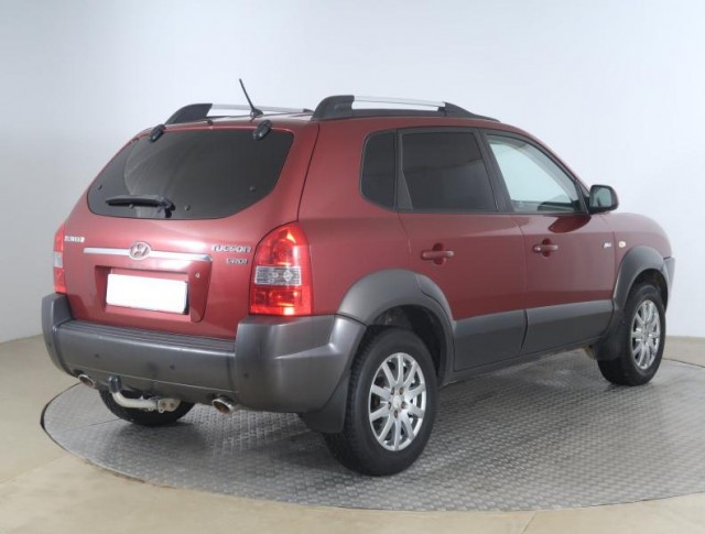 Hyundai Tucson  2.0 CRDi 