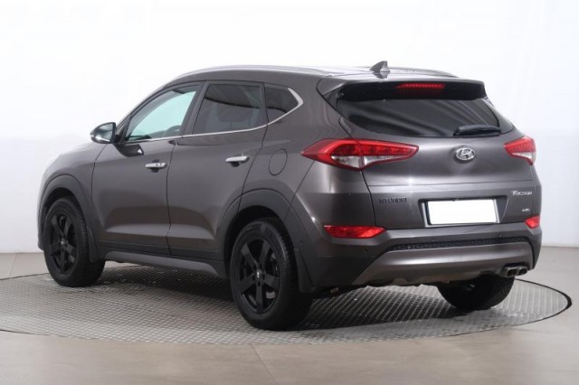 Hyundai Tucson  2.0 CRDi Select