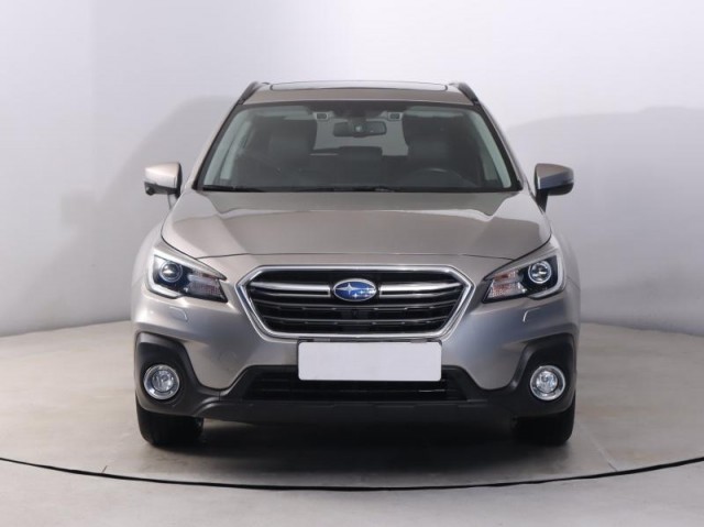 Subaru Outback  2.5 i 