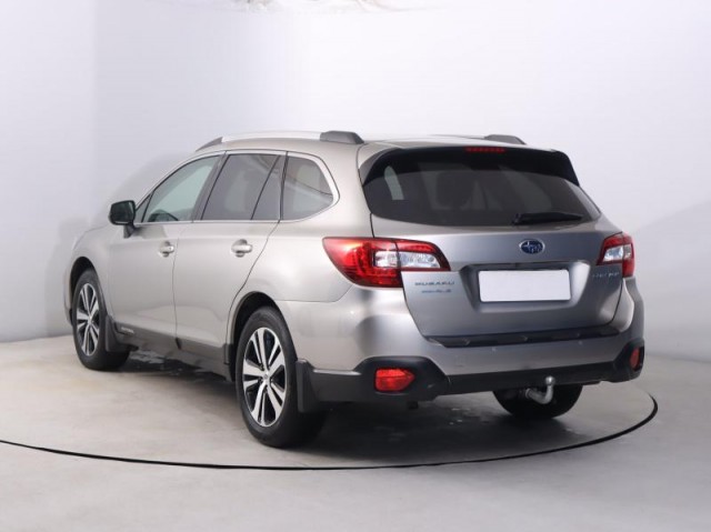 Subaru Outback  2.5 i 