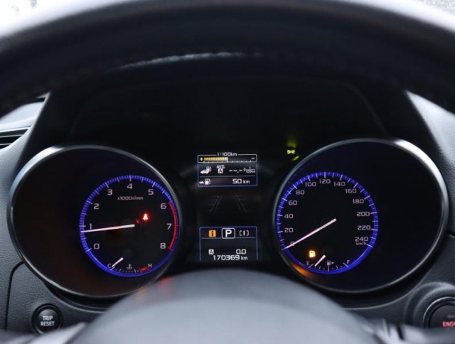 Subaru Outback  2.5 i 