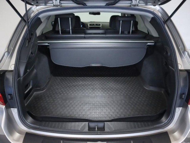 Subaru Outback  2.5 i 