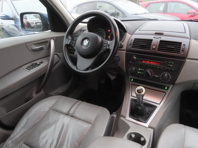 BMW X3  2.0d Business