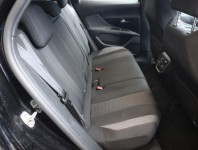 Peugeot 3008  1.5 BlueHDi 