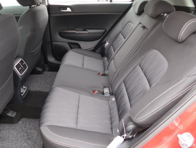 Kia Sportage  1.6 GDI 