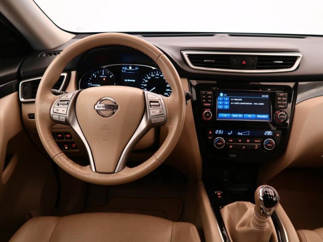 Nissan X-Trail  1.6 dCi 