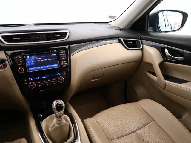 Nissan X-Trail  1.6 dCi 