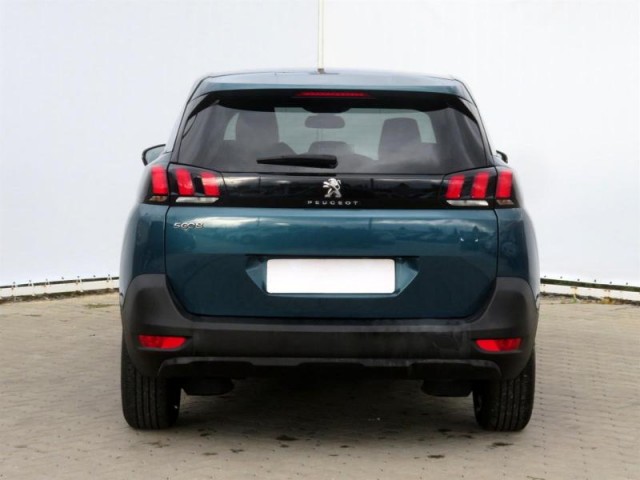 Peugeot 5008  1.5 BlueHDi 