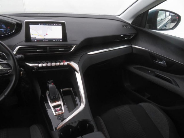 Peugeot 5008  1.5 BlueHDi 