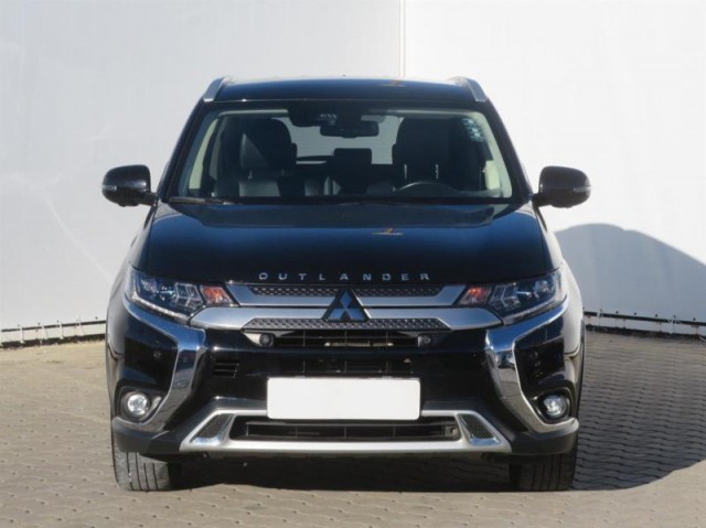 Mitsubishi Outlander  2.0 