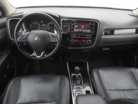 Mitsubishi Outlander  2.0 