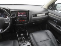 Mitsubishi Outlander  2.0 