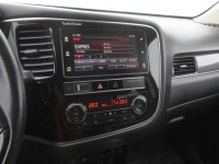 Mitsubishi Outlander  2.0 