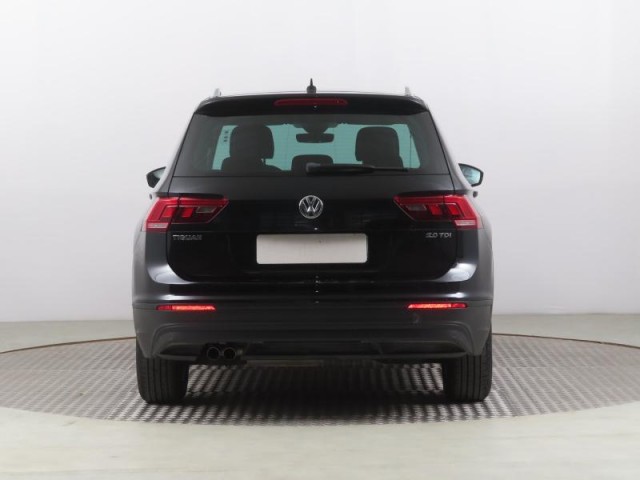 Volkswagen Tiguan  2.0 TDI 