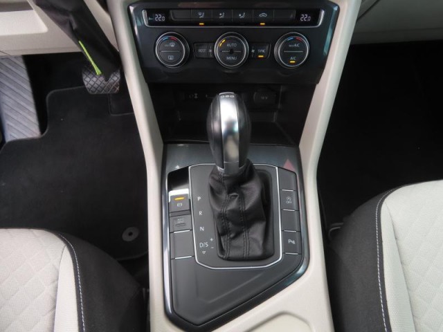 Volkswagen Tiguan  2.0 TDI 