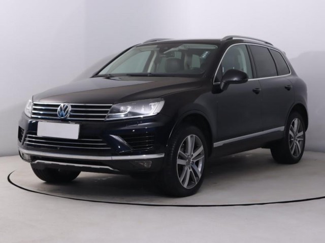Volkswagen Touareg  3.0 TDI 
