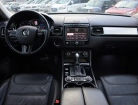 Volkswagen Touareg  3.0 TDI 