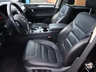 Volkswagen Touareg  3.0 TDI 
