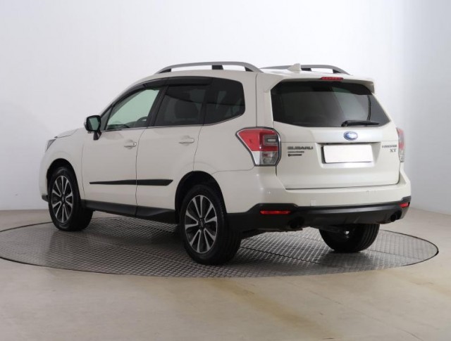 Subaru Forester  2.0 XT X Trend