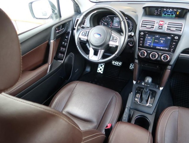 Subaru Forester  2.0 XT X Trend