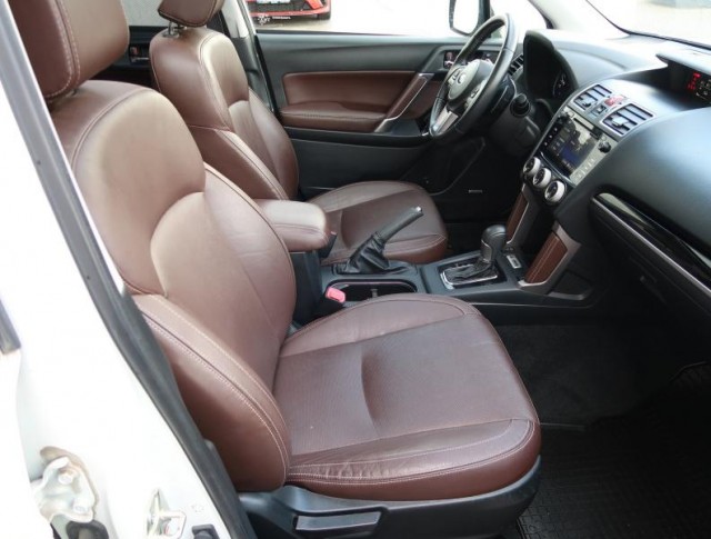 Subaru Forester  2.0 XT X Trend