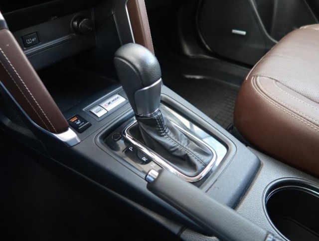 Subaru Forester  2.0 XT X Trend