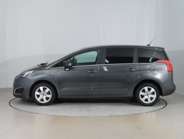 Peugeot 5008  1.6 BlueHDi Allure