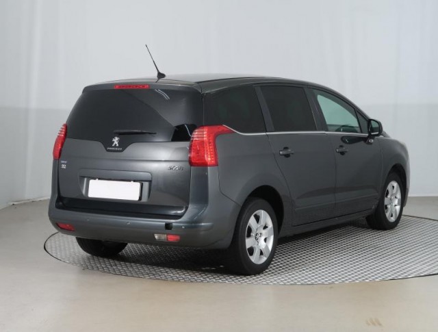 Peugeot 5008  1.6 BlueHDi Allure