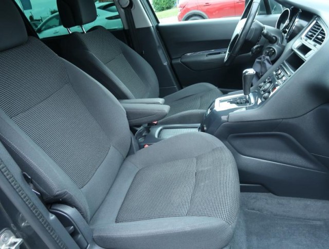 Peugeot 5008  1.6 BlueHDi Allure