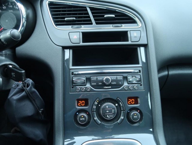 Peugeot 5008  1.6 BlueHDi Allure