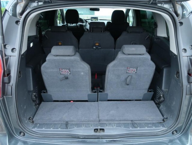 Peugeot 5008  1.6 BlueHDi Allure