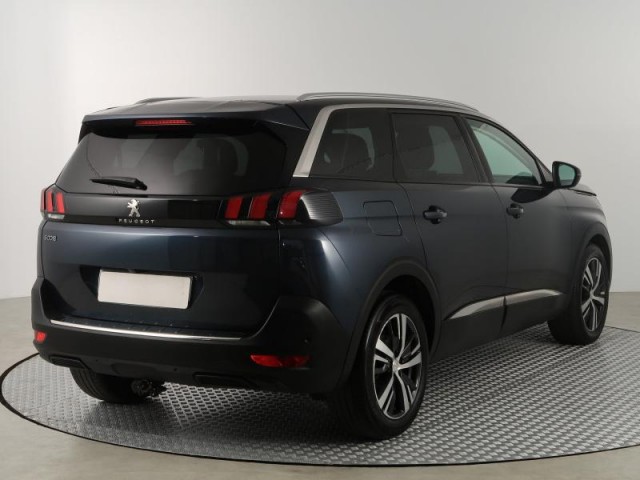 Peugeot 5008  1.6 BlueHDi 