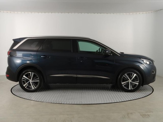 Peugeot 5008  1.6 BlueHDi 