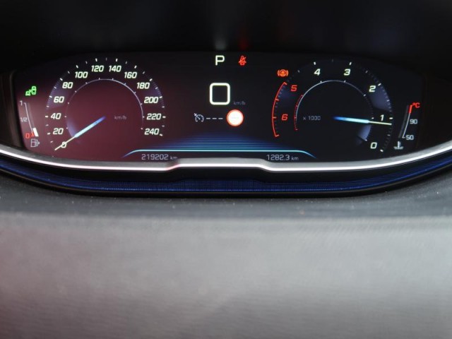 Peugeot 5008  1.6 BlueHDi 