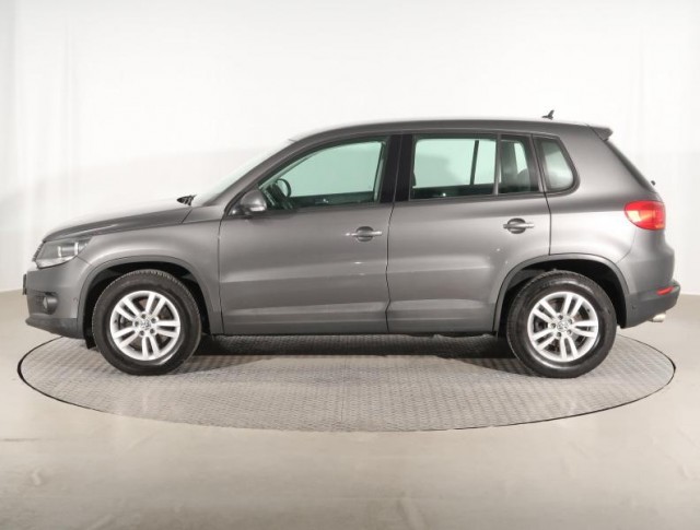 Volkswagen Tiguan  2.0 TDI 
