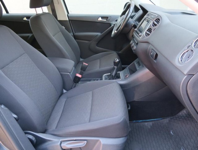 Volkswagen Tiguan  2.0 TDI 