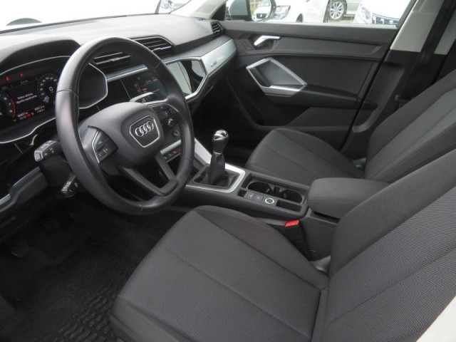 Audi Q3  35 TFSI 