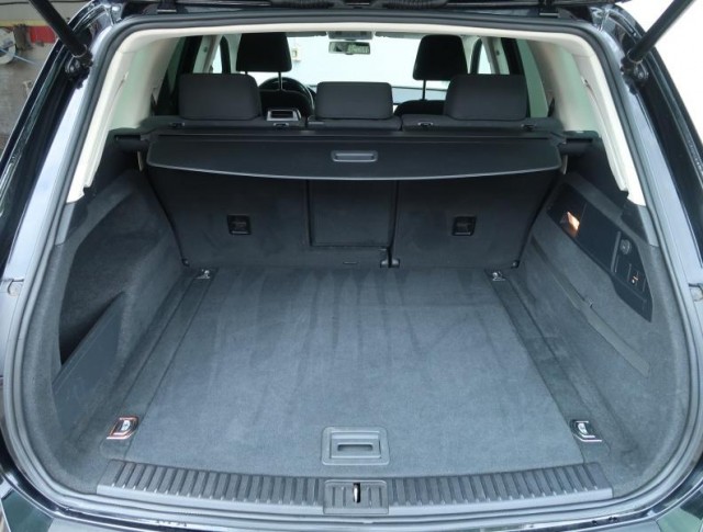 Volkswagen Touareg  3.0 TDI Business