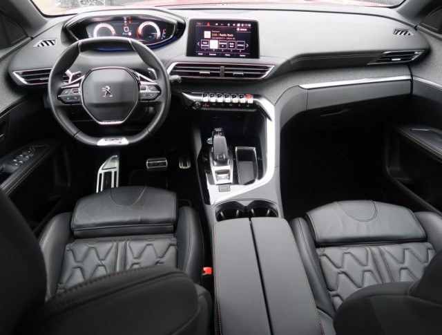 Peugeot 3008  1.6 PureTech GT Line