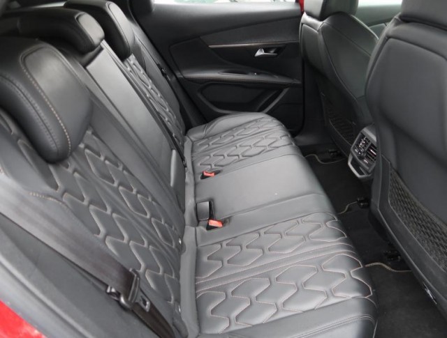 Peugeot 3008  1.6 PureTech GT Line