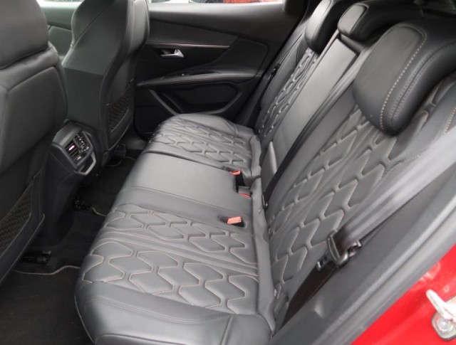 Peugeot 3008  1.6 PureTech GT Line