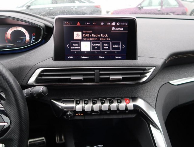 Peugeot 3008  1.6 PureTech GT Line