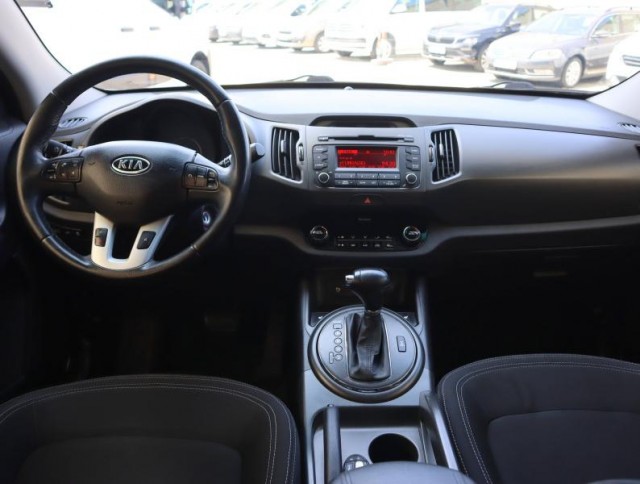 Kia Sportage  2.0 CRDi 