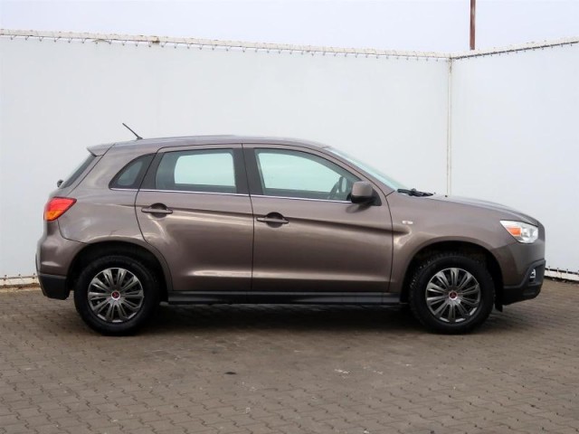 Mitsubishi ASX  1.8 DI-D MIVEC Invite