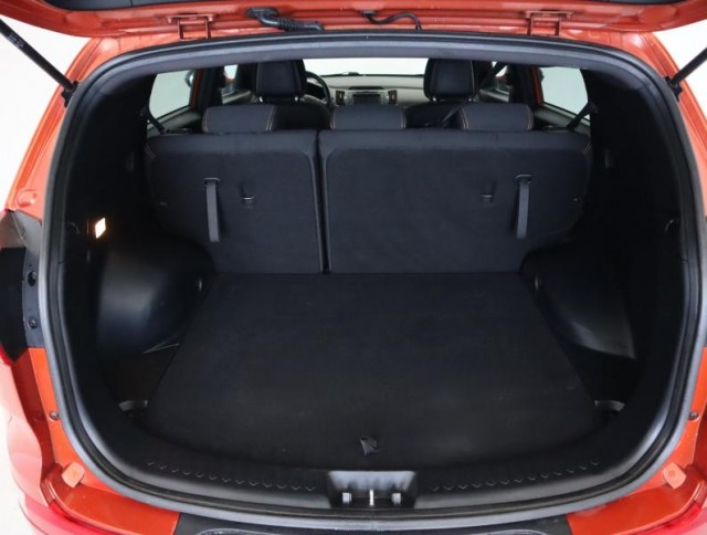 Kia Sportage  2.0 CRDi 