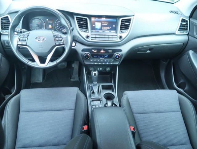 Hyundai Tucson  2.0 CRDi 
