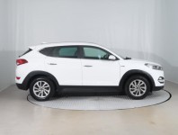 Hyundai Tucson  2.0 CRDi 